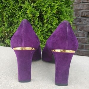 St. John Suede Square Toe Heels Purple 8.5 B
